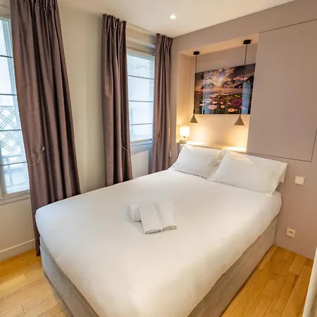 Apartment Cosy Au Coeur Du Triangle D Or Avec Climatisation